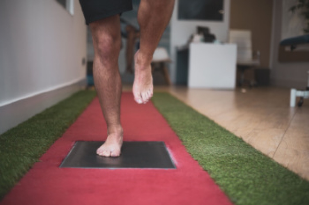 How Muscle Imbalance in the Feet Affects Movement